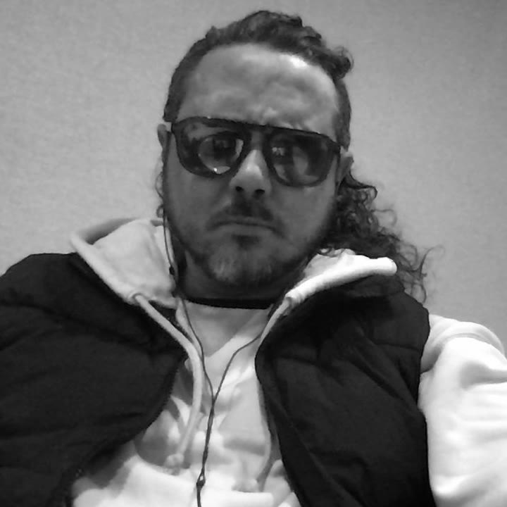 Sean Patrick Barrett, sunglasses, white hoodie and black vest, September 27, 2026 (8 of 9)